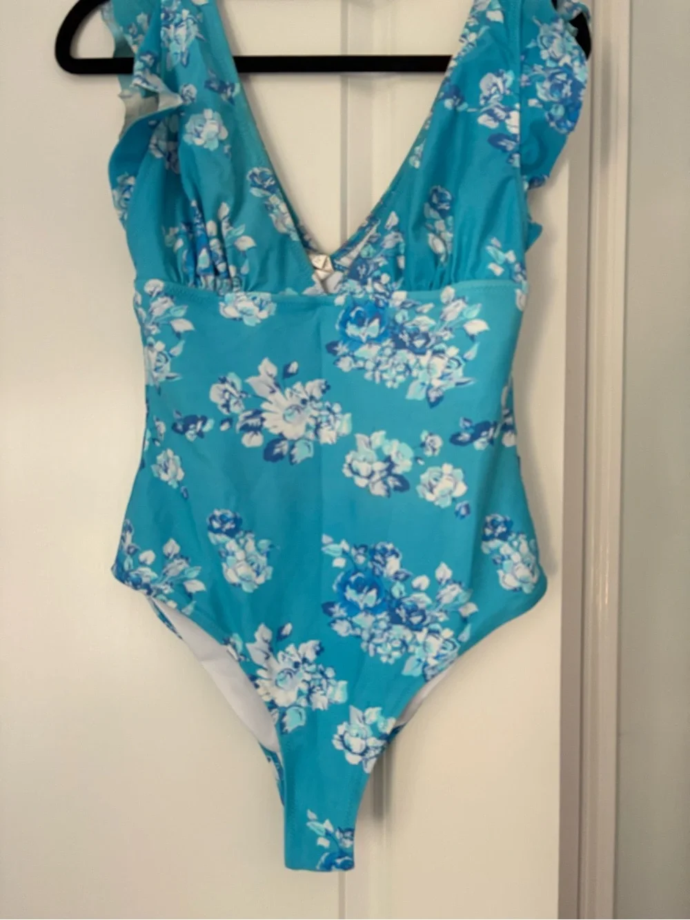 Cupshe adorable swimsuit